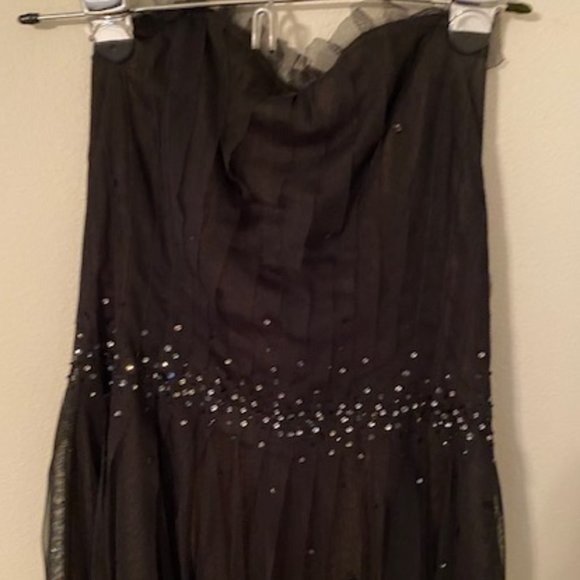 BCBC Black Chiffon Midi Gown - Picture 2 of 4